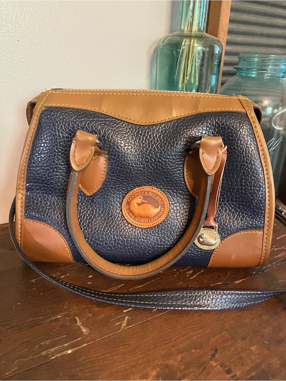 ✨Vintage✨ Dooney & Bourke Navy and Tan Pebble AWL Leather Satchel